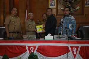 Bupati Asahan Sampaikan LKPJ Tahun Anggaran 2022