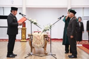 Gubernur Herman Deru Lantik Pj Bupati Apriyadi Jadi Sekda Muba Definitif