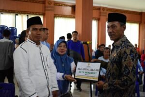 Pejabat dan ASN OKI Salurkan Zakat Lewat Baznas