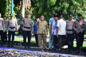 Jelang Lebaran Forkopimda OKI Musnahkan Ribuan Miras dan Petasan