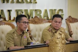 Ratu Dewa Berikan Arahan Langsung Dalam Rapat PBSI Palembang