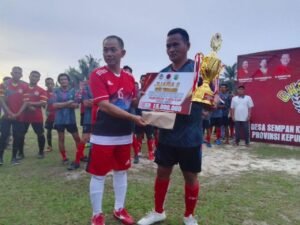 Bupati Bangka dan Ketua DPRD Babel Hadiri Final Veteran U- 40 Rudianto Tjen Cup 2023